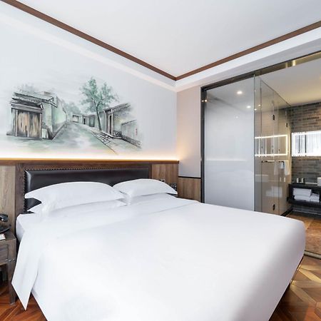 Nost Algia Hotel Near Beijing Panjiayuan Antique Market- Beijing Happy Valley, Cbd, China Zun And Sanlitun, Tian'Anmen Square, Free Ice Cream, Mineral Water, Coffee, Snacks And Laundry Service, Free Gymnastic, English Communication Well Extérieur photo