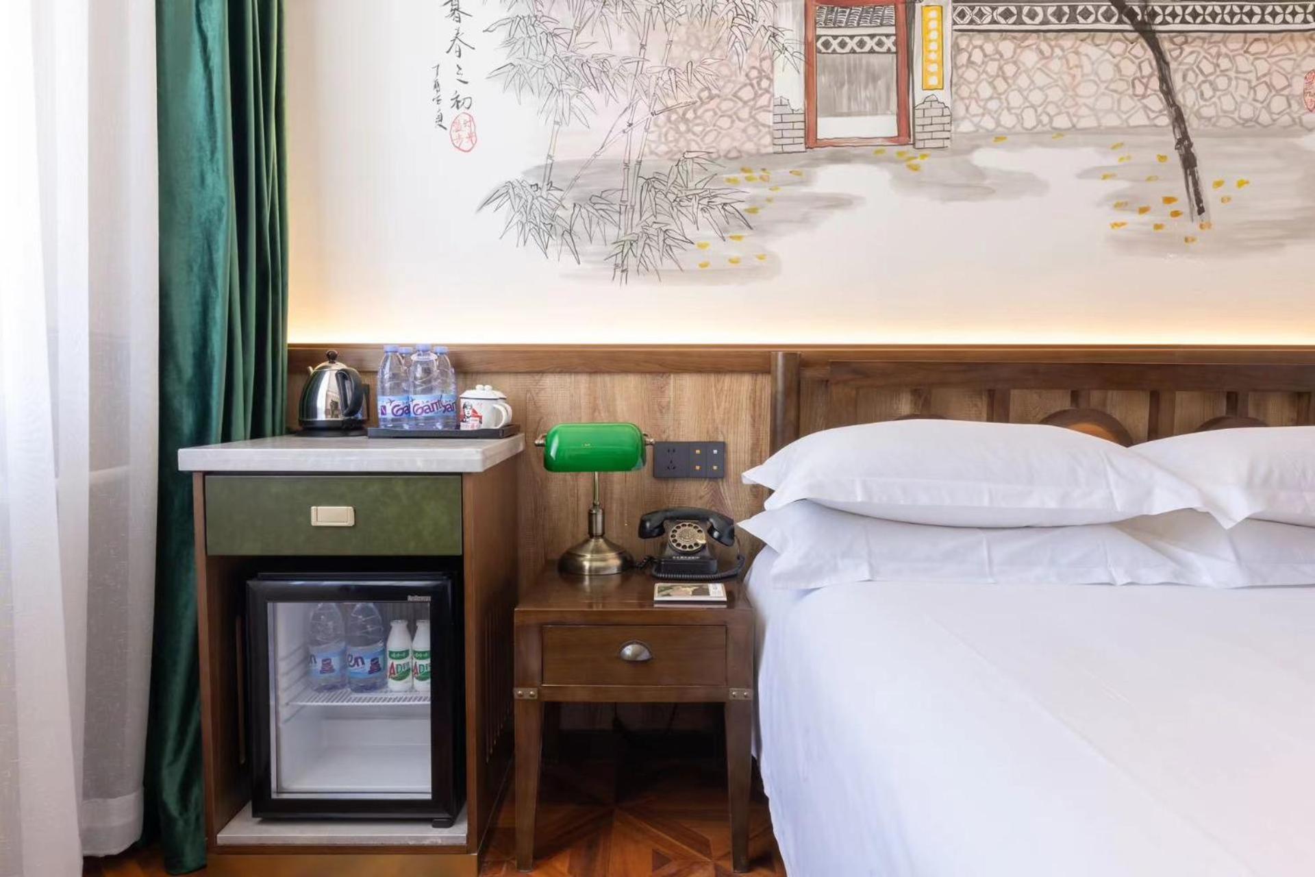 Nost Algia Hotel Near Beijing Panjiayuan Antique Market- Beijing Happy Valley, Cbd, China Zun And Sanlitun, Tian'Anmen Square, Free Ice Cream, Mineral Water, Coffee, Snacks And Laundry Service, Free Gymnastic, English Communication Well Extérieur photo