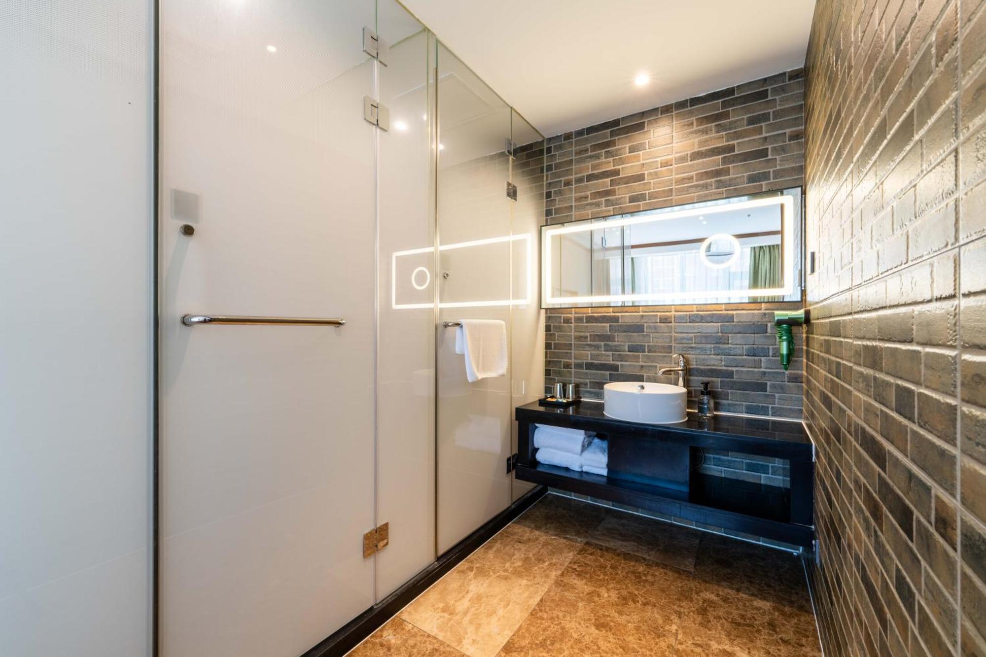 Nost Algia Hotel Near Beijing Panjiayuan Antique Market- Beijing Happy Valley, Cbd, China Zun And Sanlitun, Tian'Anmen Square, Free Ice Cream, Mineral Water, Coffee, Snacks And Laundry Service, Free Gymnastic, English Communication Well Extérieur photo