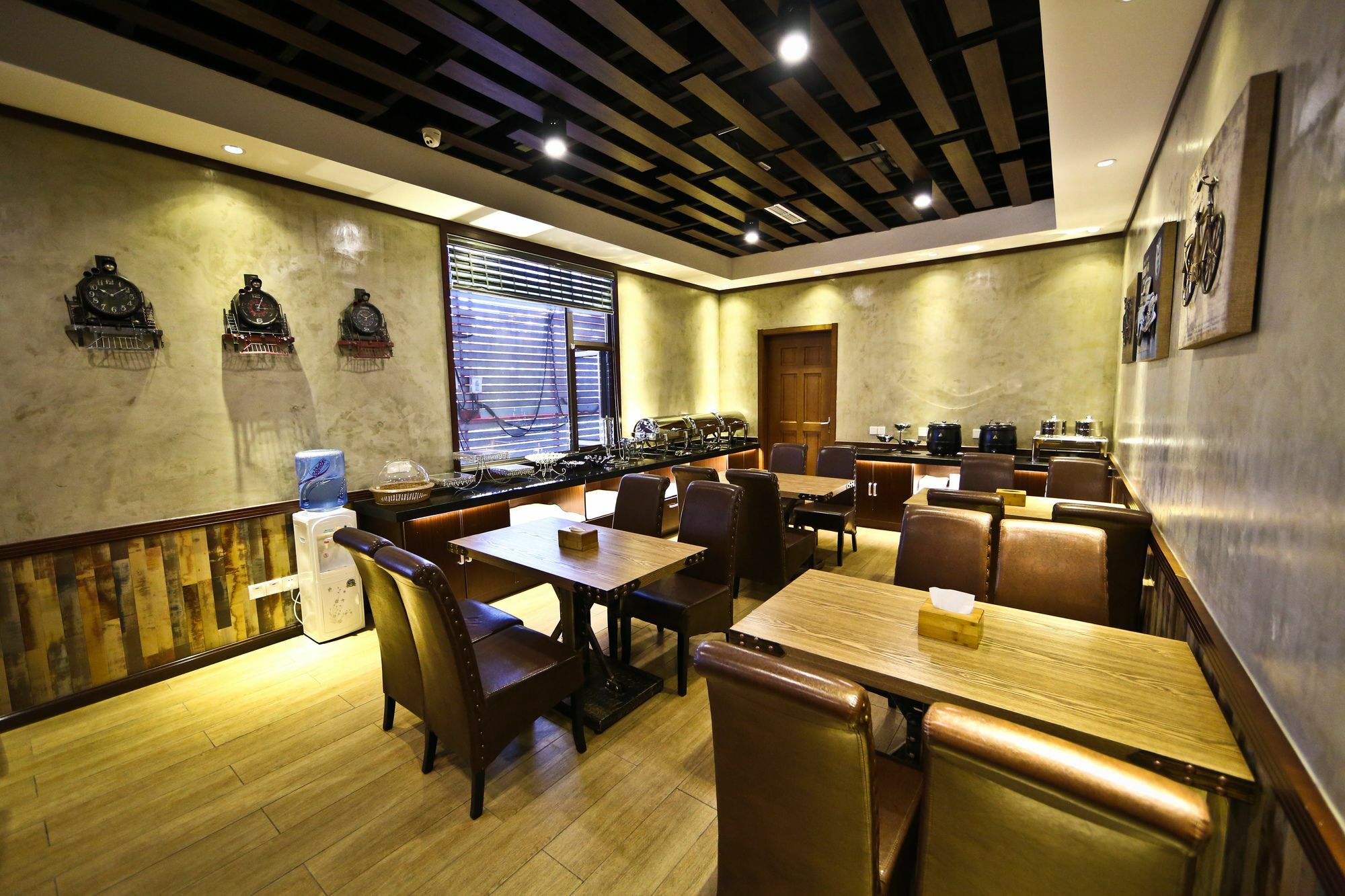 Nost Algia Hotel Near Beijing Panjiayuan Antique Market- Beijing Happy Valley, Cbd, China Zun And Sanlitun, Tian'Anmen Square, Free Ice Cream, Mineral Water, Coffee, Snacks And Laundry Service, Free Gymnastic, English Communication Well Extérieur photo