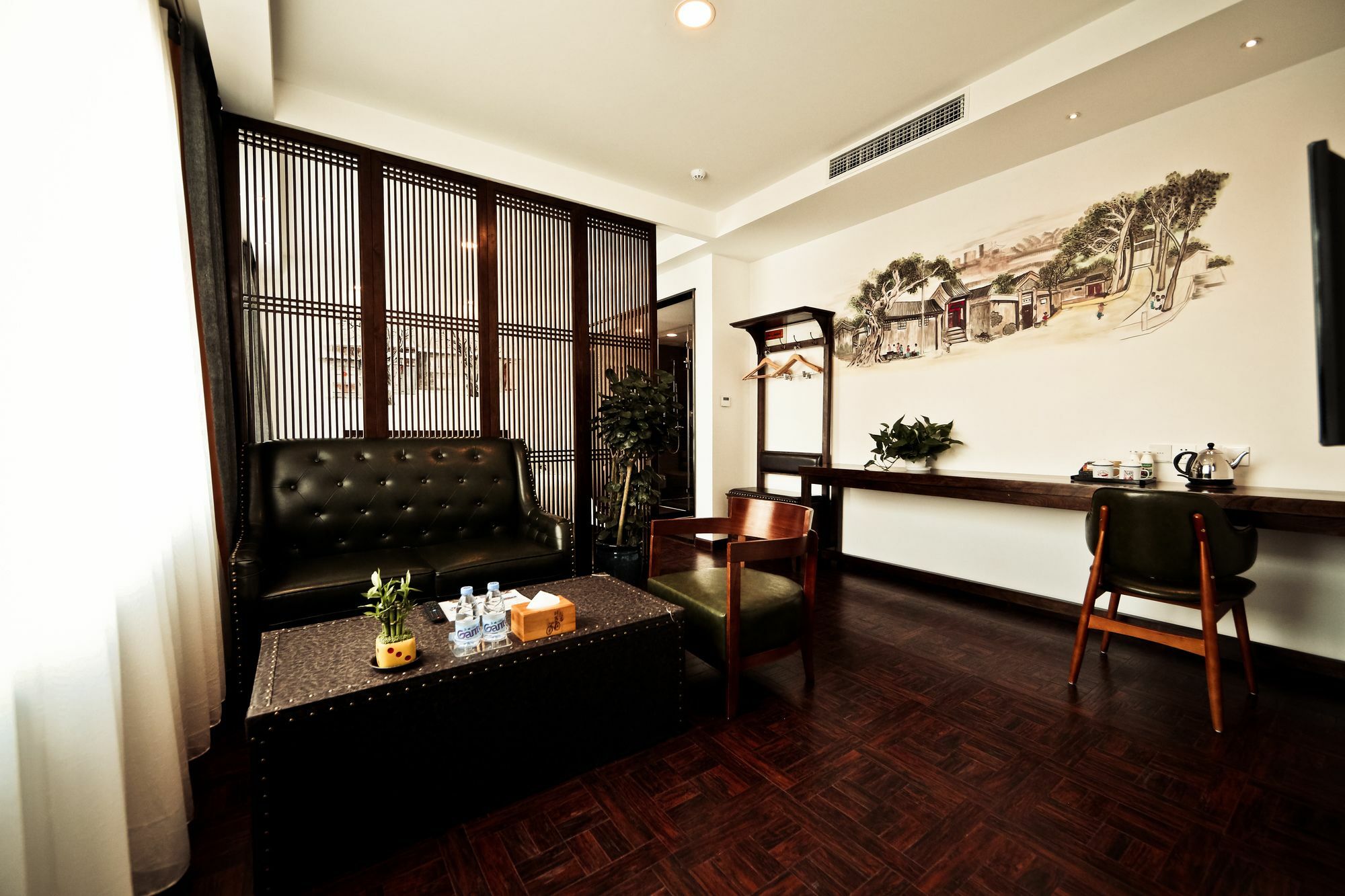 Nost Algia Hotel Near Beijing Panjiayuan Antique Market- Beijing Happy Valley, Cbd, China Zun And Sanlitun, Tian'Anmen Square, Free Ice Cream, Mineral Water, Coffee, Snacks And Laundry Service, Free Gymnastic, English Communication Well Extérieur photo