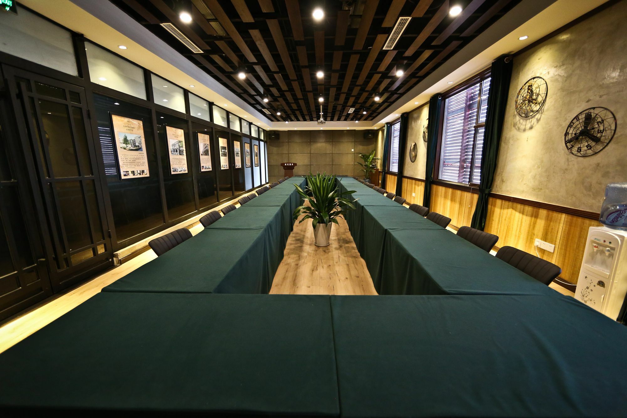 Nost Algia Hotel Near Beijing Panjiayuan Antique Market- Beijing Happy Valley, Cbd, China Zun And Sanlitun, Tian'Anmen Square, Free Ice Cream, Mineral Water, Coffee, Snacks And Laundry Service, Free Gymnastic, English Communication Well Extérieur photo
