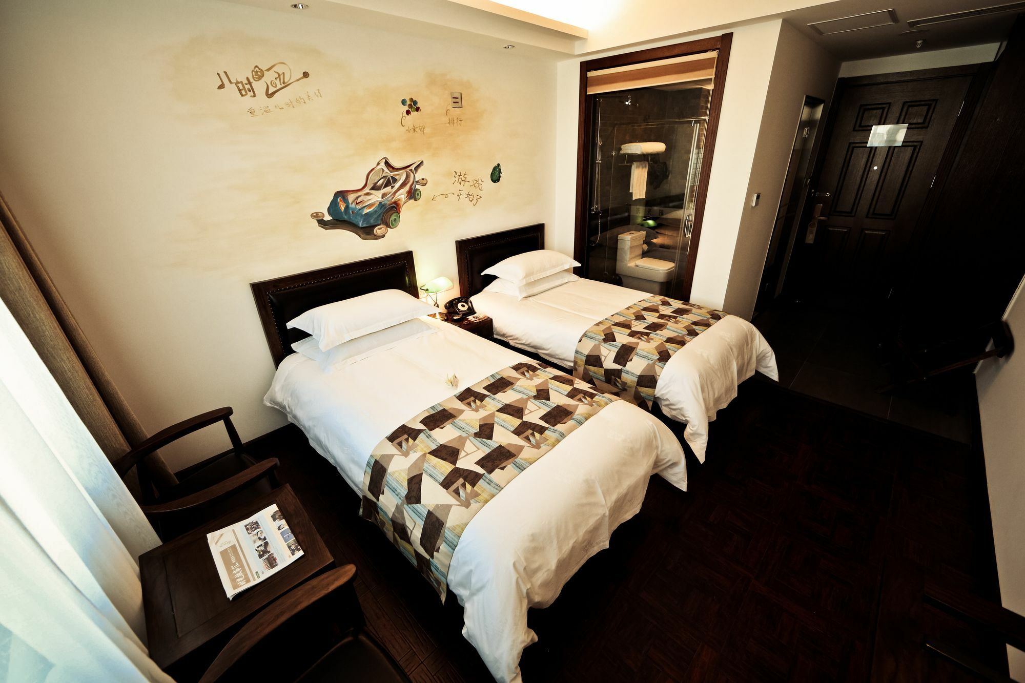 Nost Algia Hotel Near Beijing Panjiayuan Antique Market- Beijing Happy Valley, Cbd, China Zun And Sanlitun, Tian'Anmen Square, Free Ice Cream, Mineral Water, Coffee, Snacks And Laundry Service, Free Gymnastic, English Communication Well Extérieur photo